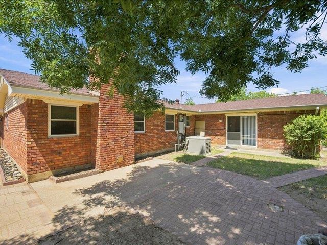 8212 NW 33rd Street, Bethany, OK 73008