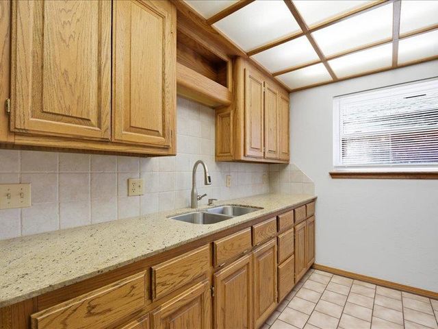 8212 NW 33rd Street, Bethany, OK 73008