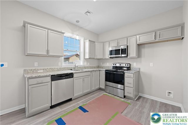 897 Graham Street, Allentown City, PA 18109