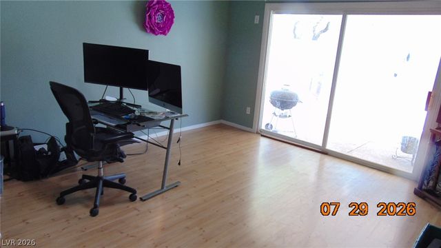 10071 Tanner Rapids Court, Las Vegas, NV 89148
