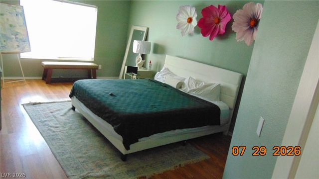 10071 Tanner Rapids Court, Las Vegas, NV 89148