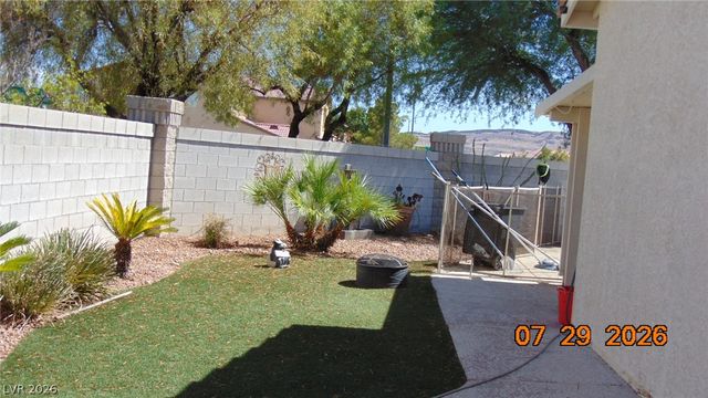 10071 Tanner Rapids Court, Las Vegas, NV 89148