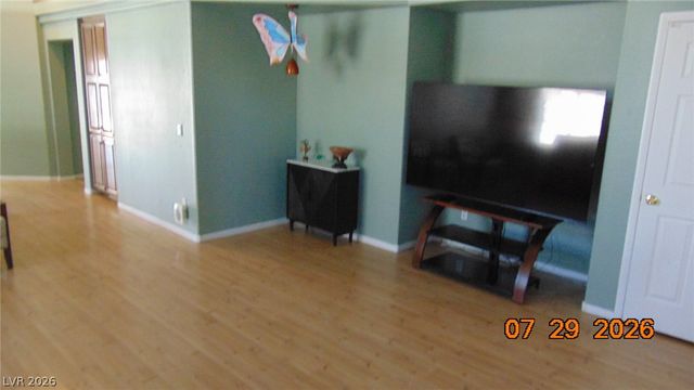 10071 Tanner Rapids Court, Las Vegas, NV 89148