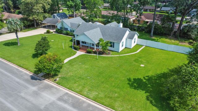 156 Circle Drive, Cleveland, TX 77327