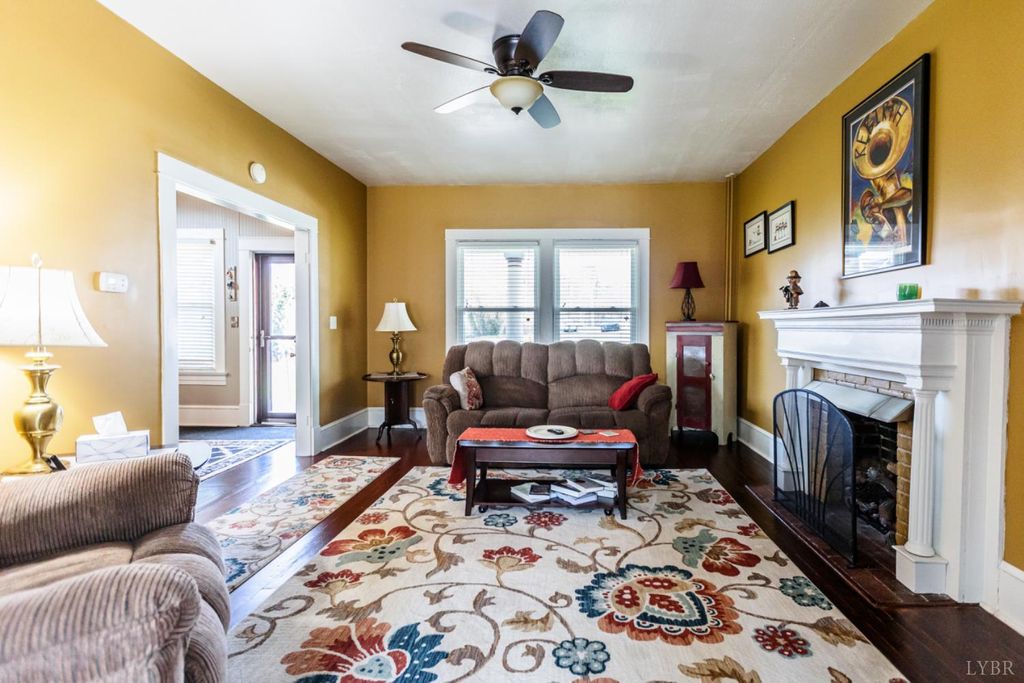 Image 8 of property listing at 172 Pecan Street, Pamplin, VA 23958