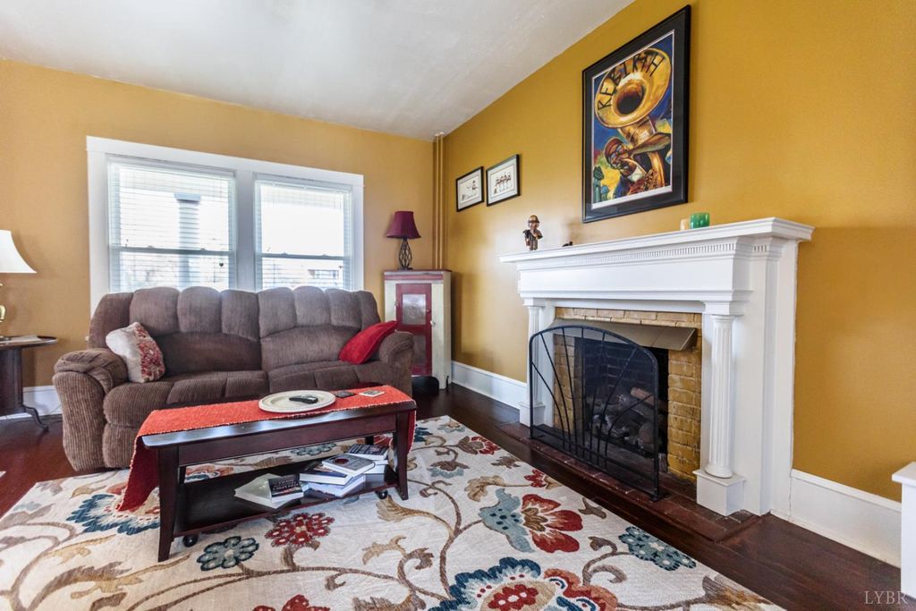 Image 9 of property listing at 172 Pecan Street, Pamplin, VA 23958