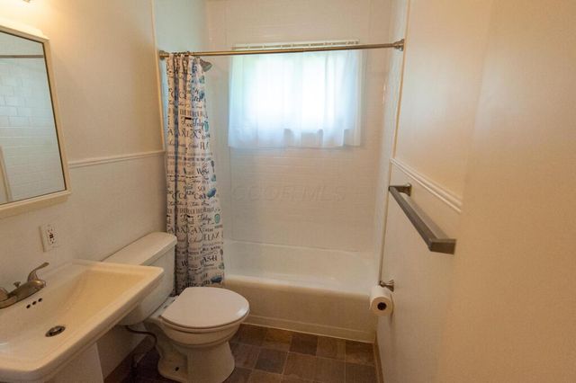 3049 Howey Road, Columbus, OH 43224