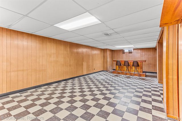 24534 Columbus Avenue, Warren, MI 48089