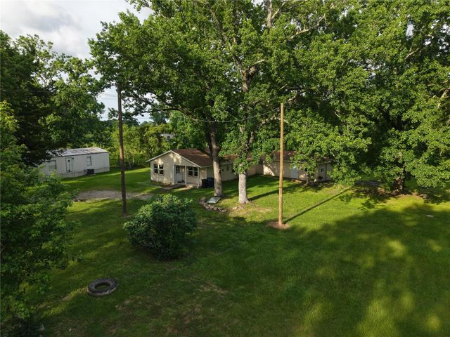 787 County Road 154, Liberty, TX 77575