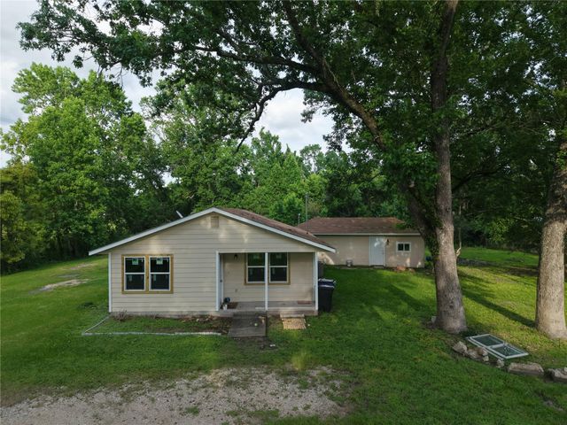 787 County Road 154, Liberty, TX 77575