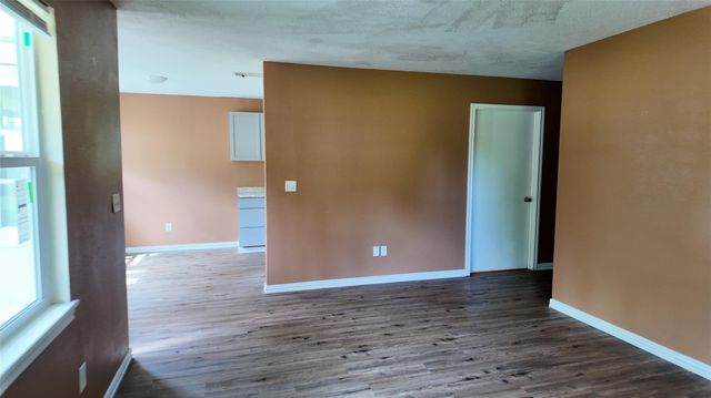 787 County Road 154, Liberty, TX 77575