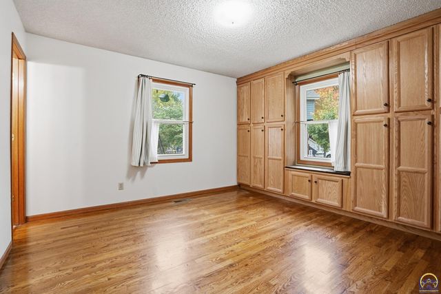 7225 SW Marian RD, Topeka, KS 66614