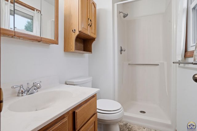 7225 SW Marian RD, Topeka, KS 66614