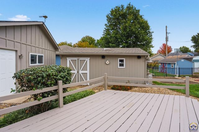 7225 SW Marian RD, Topeka, KS 66614