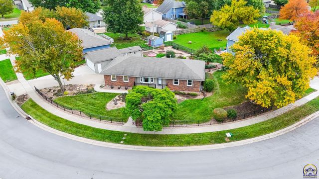 7225 SW Marian RD, Topeka, KS 66614