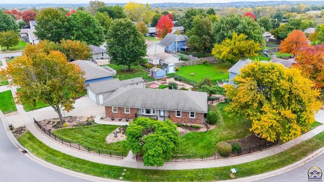 7225 SW Marian RD, Topeka, KS 66614