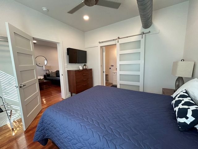 1524 N Water St, Kerrville, TX 78028