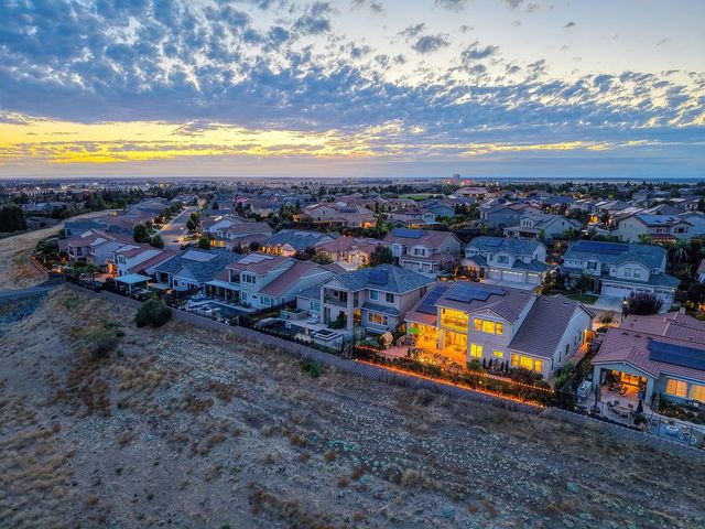 968 Dusty Stone Loop, Rocklin, CA 95765