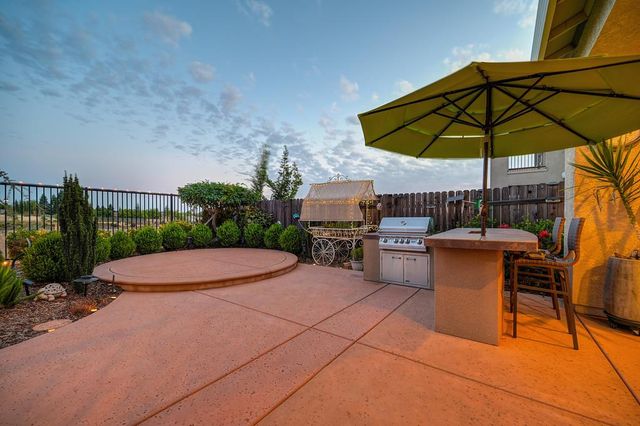 968 Dusty Stone Loop, Rocklin, CA 95765
