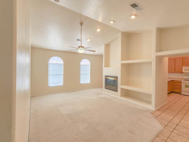 5005 Starfire Place NW, Albuquerque, NM 87120