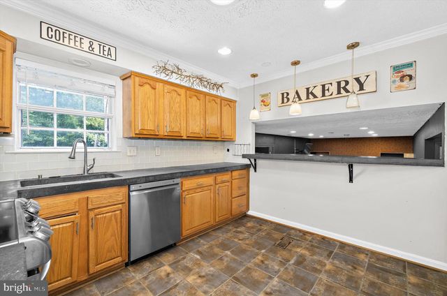 1718 SEVERN RD, Severn, MD 21144