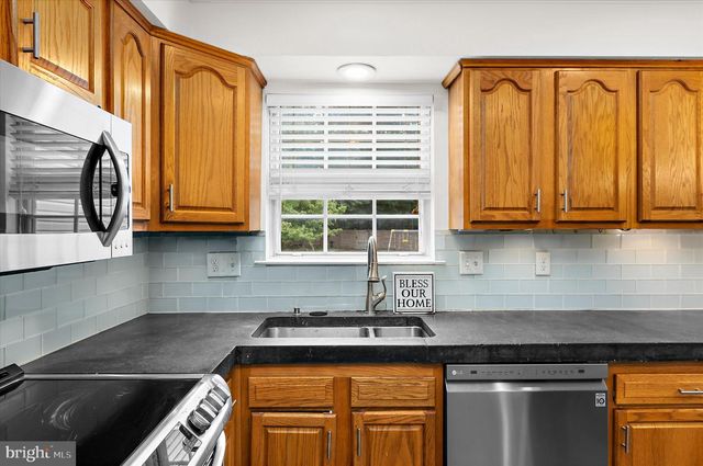 1718 SEVERN RD, Severn, MD 21144
