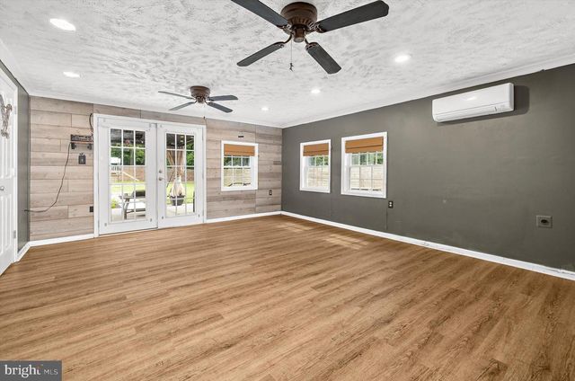 1718 SEVERN RD, Severn, MD 21144