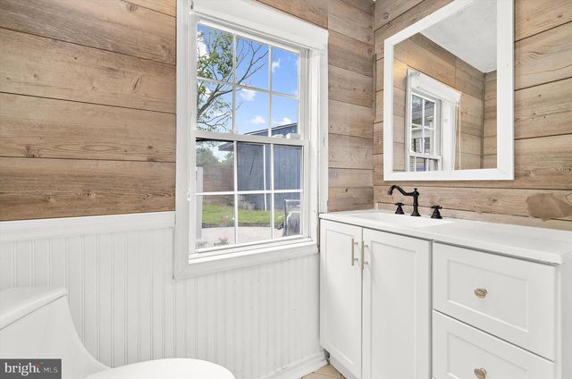 1718 SEVERN RD, Severn, MD 21144