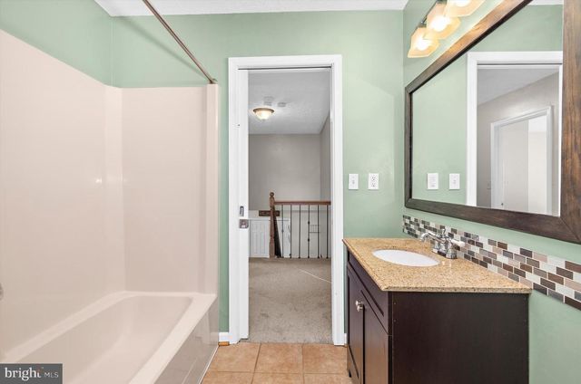 1718 SEVERN RD, Severn, MD 21144