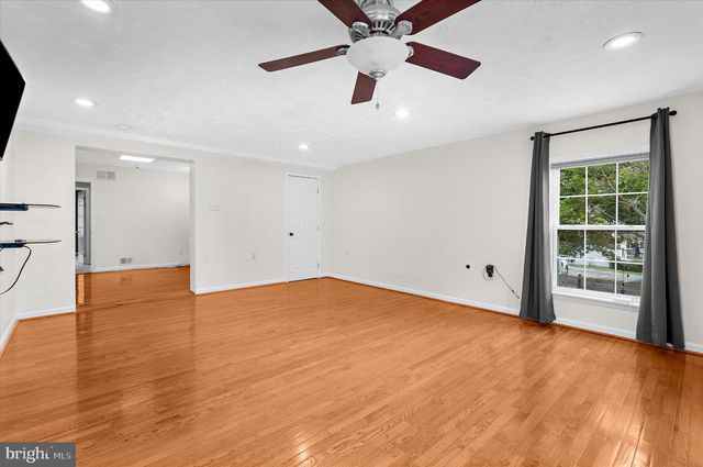 1718 SEVERN RD, Severn, MD 21144
