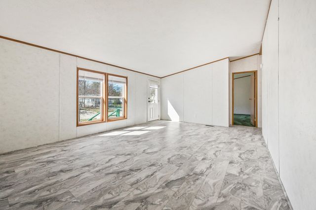 26 Firelite Road, Conway, NH 03860