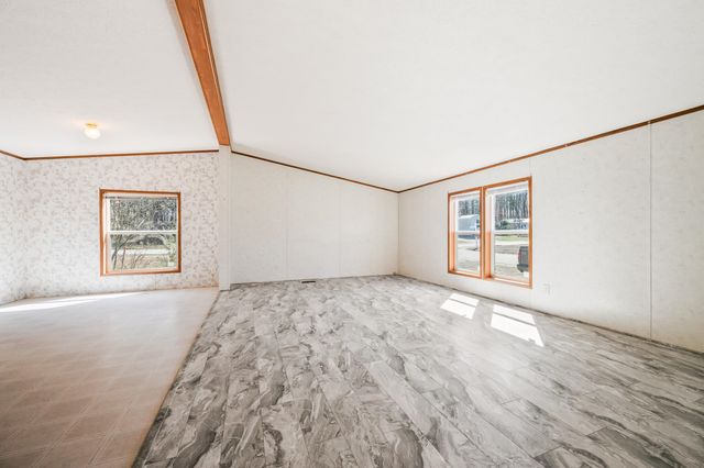 26 Firelite Road, Conway, NH 03860