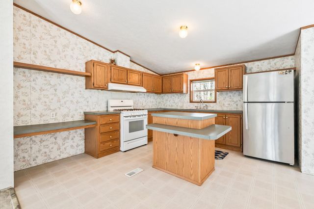 26 Firelite Road, Conway, NH 03860