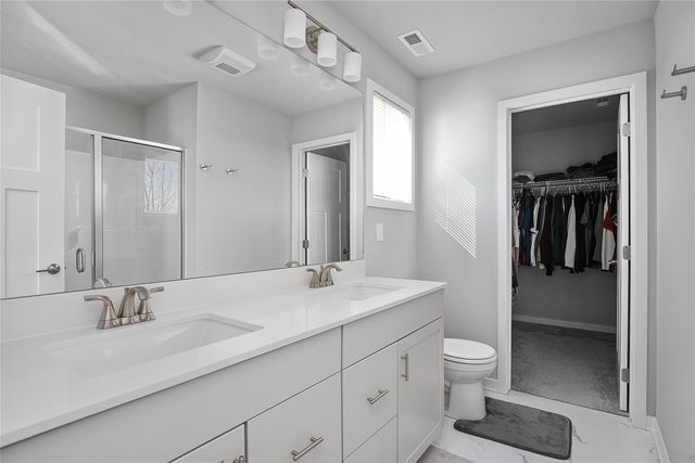 4736 167th Street, Urbandale, IA 50323