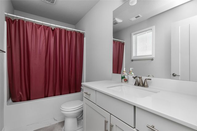 4736 167th Street, Urbandale, IA 50323