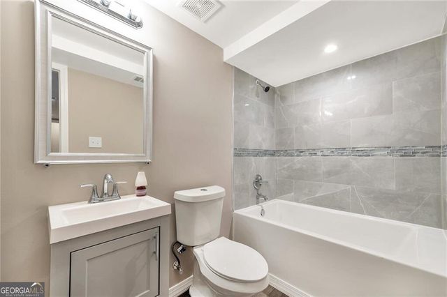 1054 Brandon Lane, Stone Mountain, GA 30083