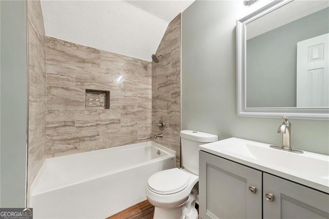 1054 Brandon Lane, Stone Mountain, GA 30083