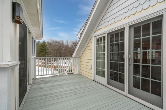 51 Pond Street, Newton, NH 03858