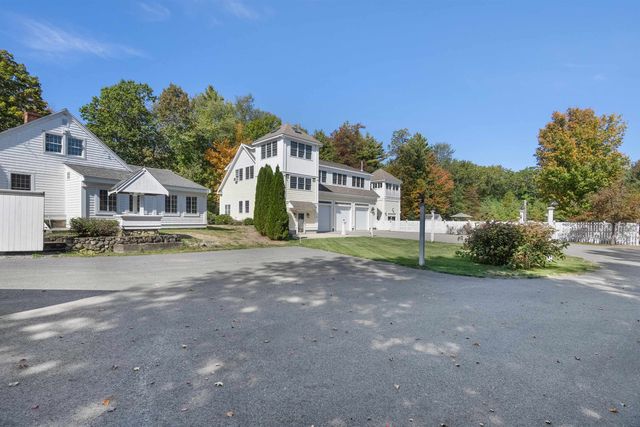 51 Pond Street, Newton, NH 03858