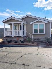 2205 W Acacia 190, Hemet, CA 92545