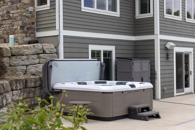 5090 Aspen Valley Court, Middleton, WI 53562