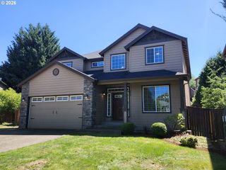 573 E 13TH Pl, Lafayette, OR 97127