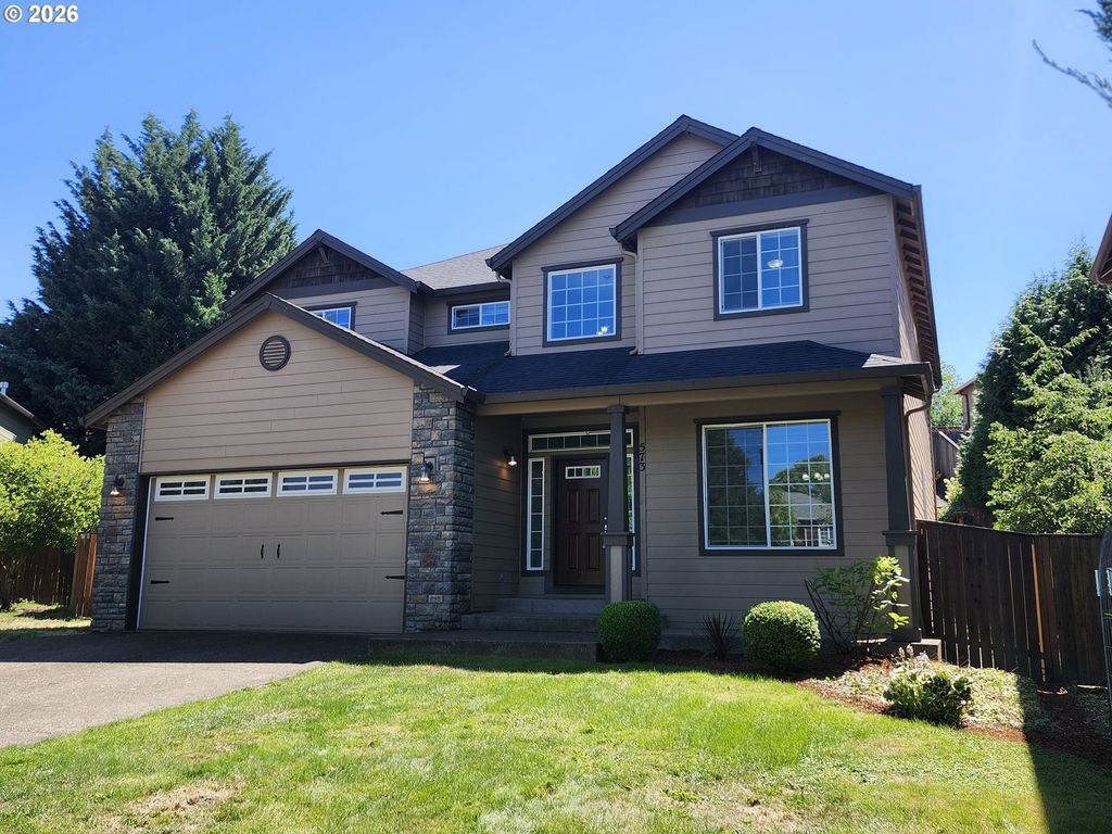 573 E 13TH Pl, Lafayette, OR 97127