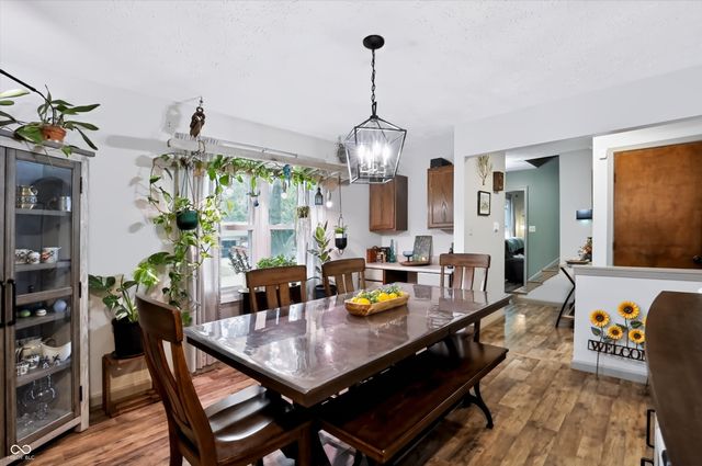 730 Queenswood Drive, Indianapolis, IN 46217