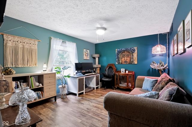 730 Queenswood Drive, Indianapolis, IN 46217