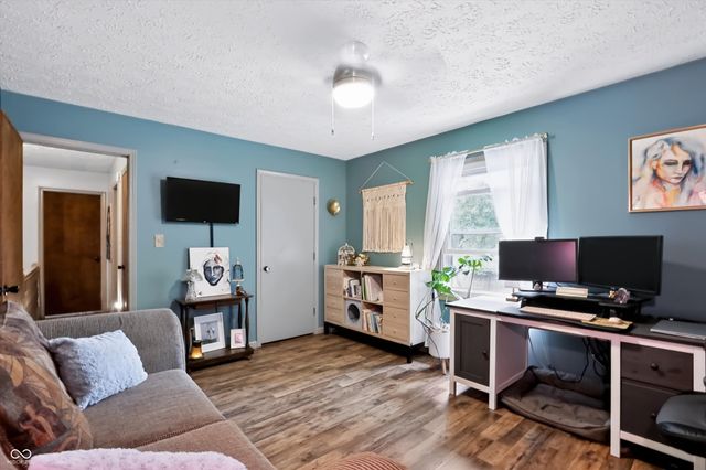 730 Queenswood Drive, Indianapolis, IN 46217