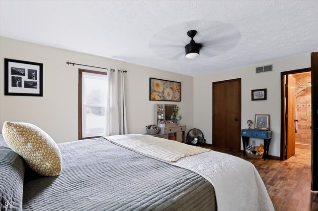 730 Queenswood Drive, Indianapolis, IN 46217