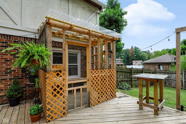 730 Queenswood Drive, Indianapolis, IN 46217