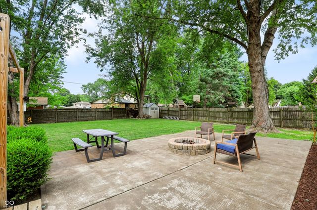 730 Queenswood Drive, Indianapolis, IN 46217