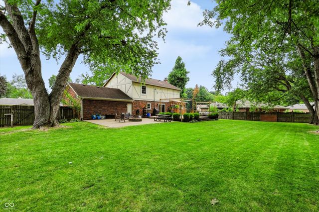 730 Queenswood Drive, Indianapolis, IN 46217